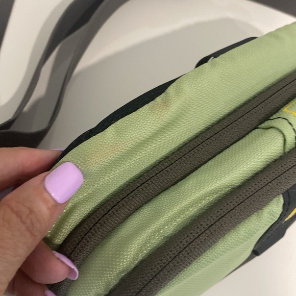 Mountainsmith Vibe II Recycled Lumbar Pack / belted Waist Bag - Picture 10 of 10